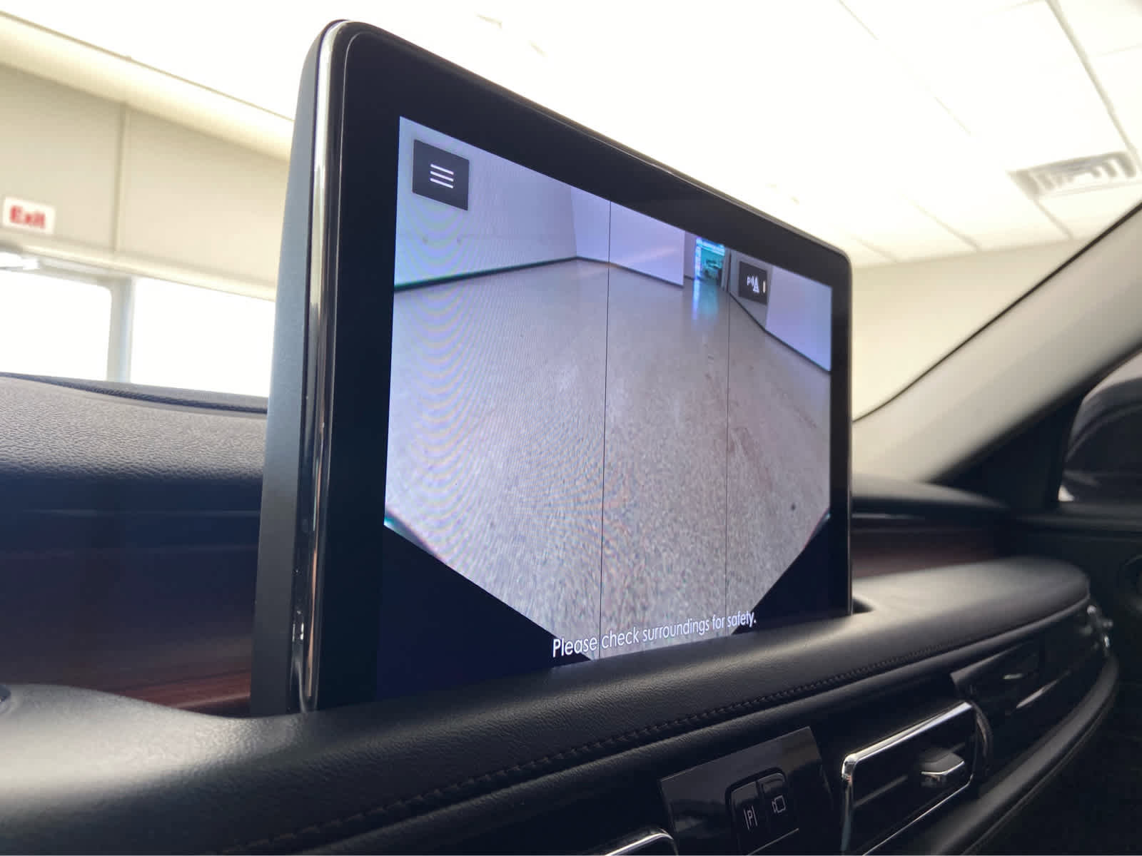 Used 2023 Lincoln Aviator Reserve w/ Class IV Trailer Tow Package image 37