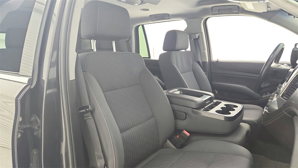Used 2018 Chevrolet Tahoe LS w/ Skid Plate Package image 32