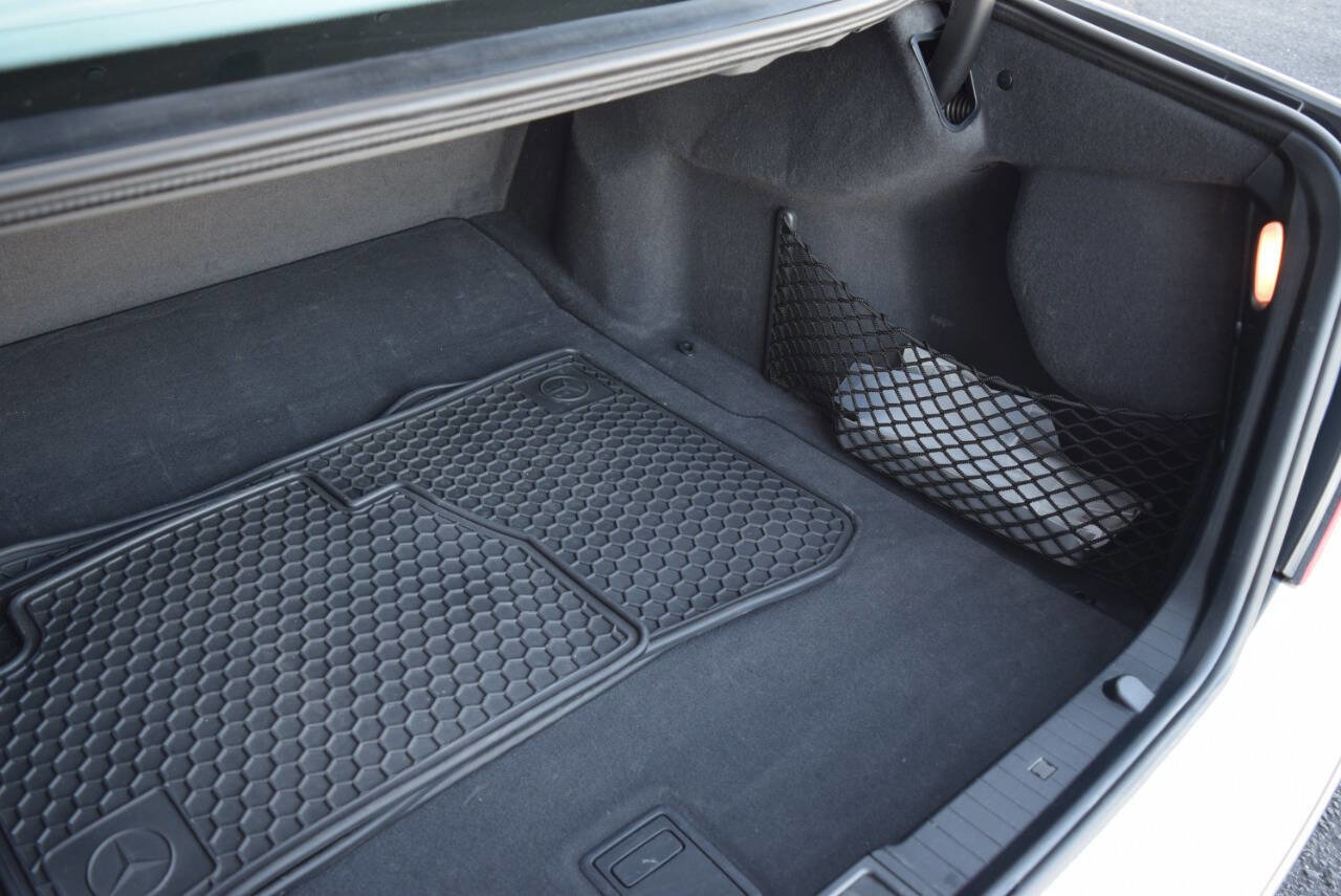 Used 2004 Mercedes-Benz E 500 Sedan image 62