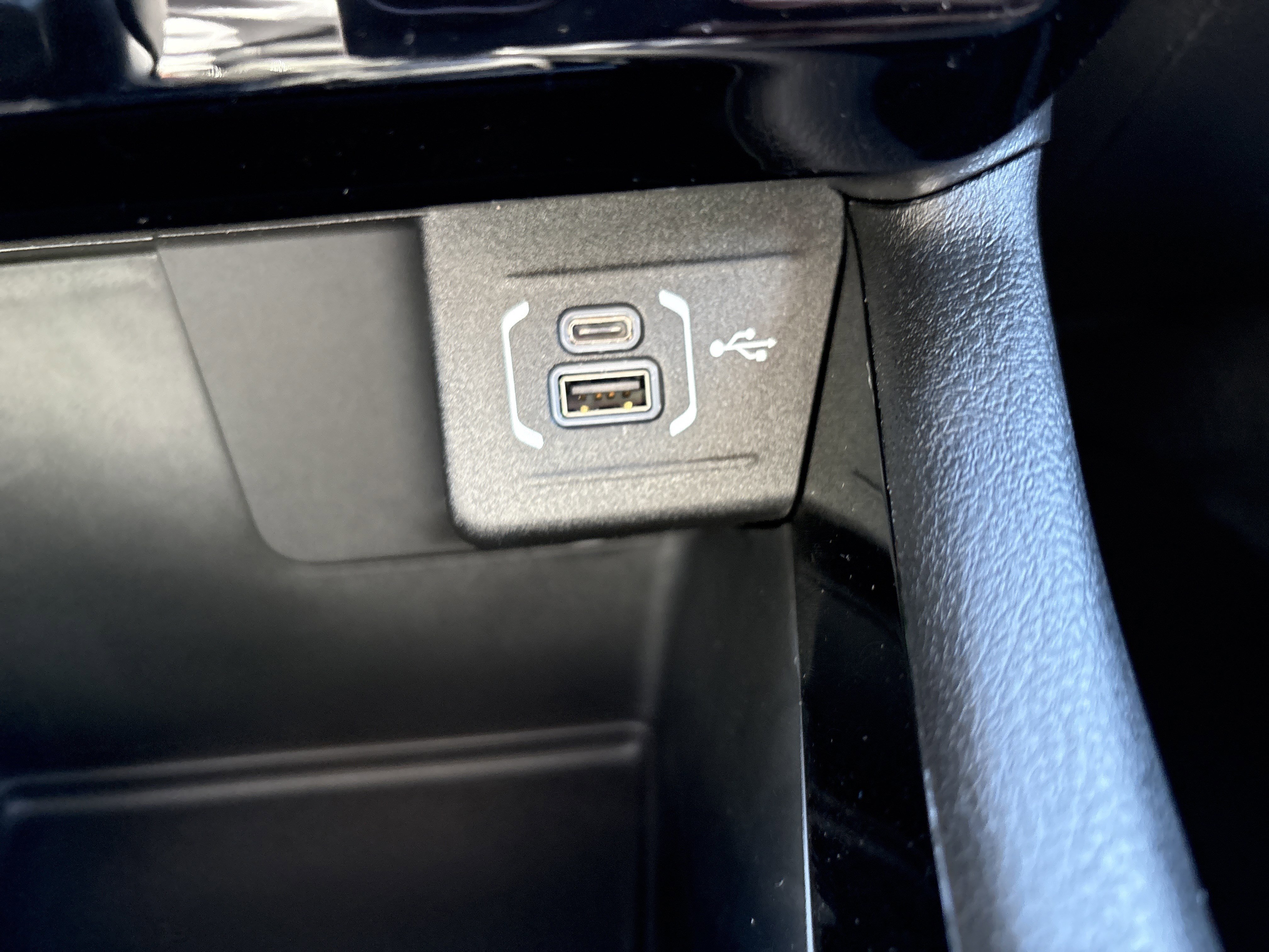New 2026 Jeep Compass Latitude image 32