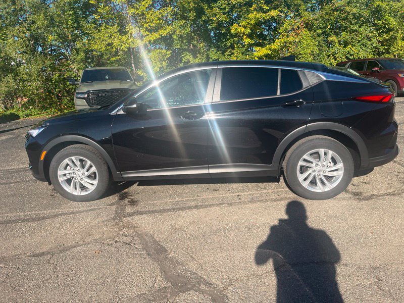 Used 2024 Buick Envista Preferred w/ Convenience I Package FWD image 8