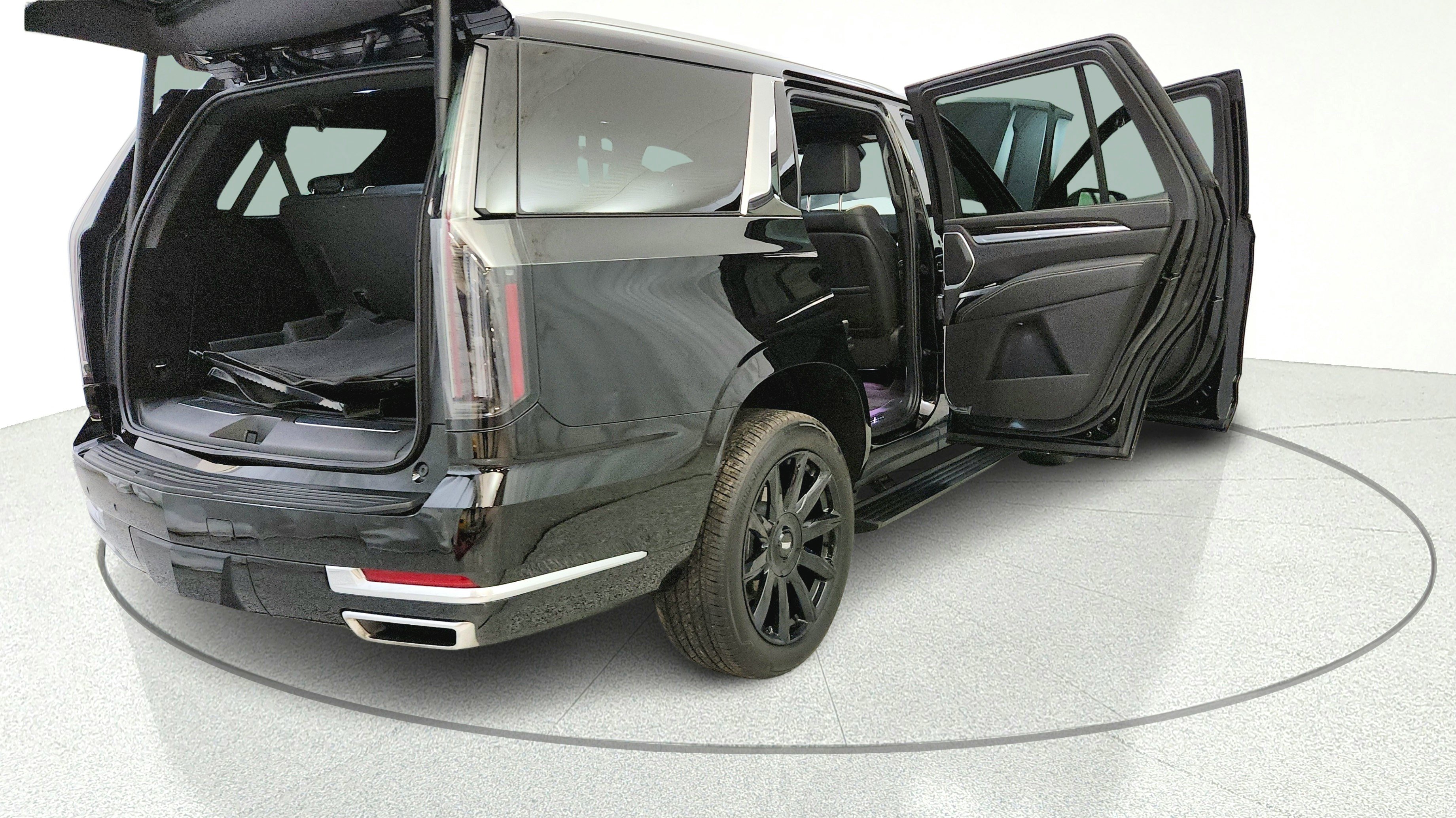 Used 2026 Cadillac Escalade Luxury w/ LPO, Floor Liner Package AWD/4WD image 14