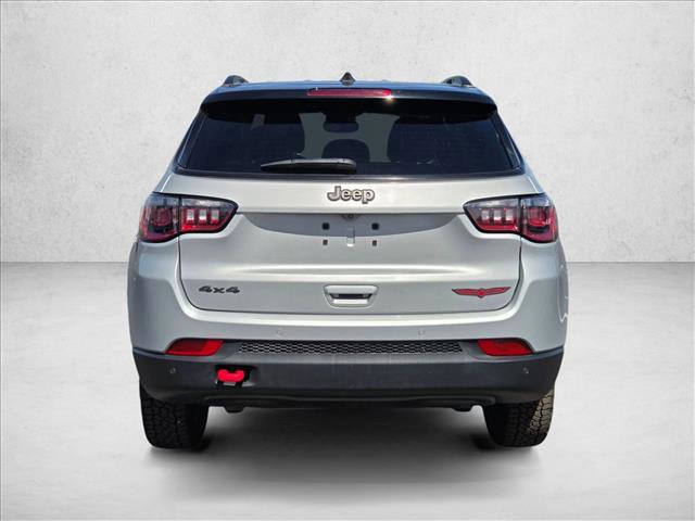 Used 2024 Jeep Compass Trailhawk image 7