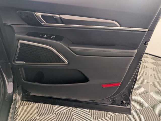 Used 2025 Kia Telluride S image 35