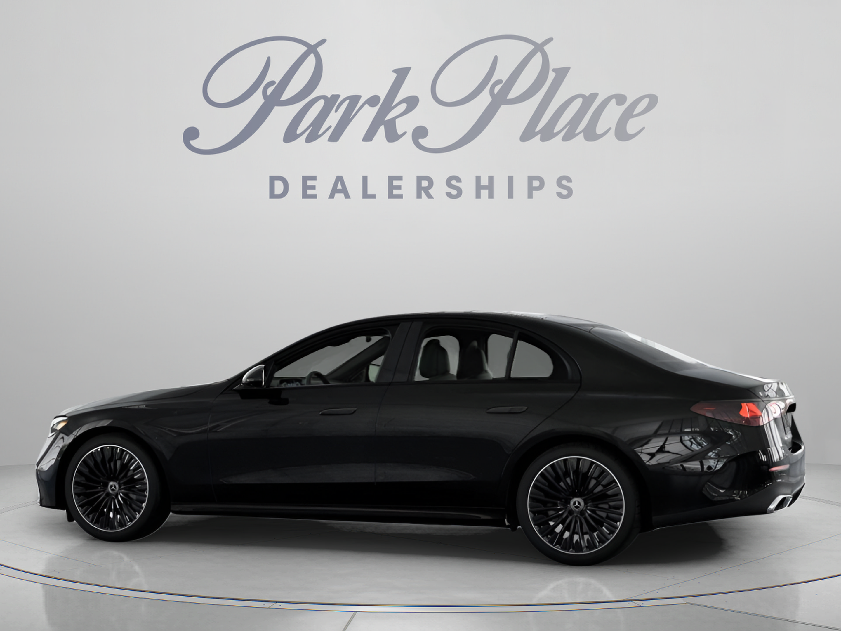 New 2027 Mercedes-Benz E 350 4MATIC Sedan image 9
