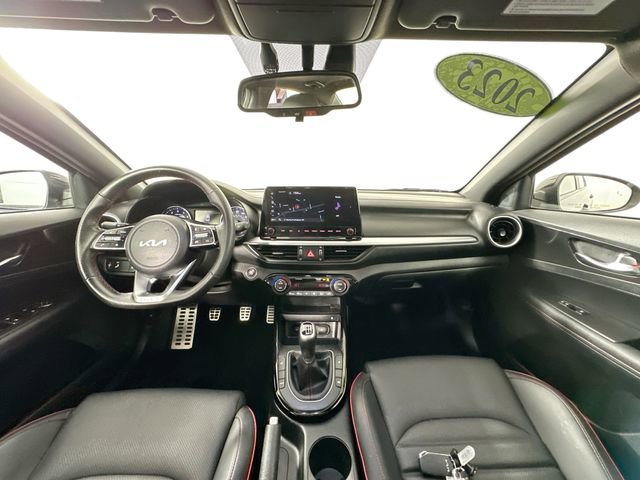 Used 2023 Kia Forte GT FWD image 3