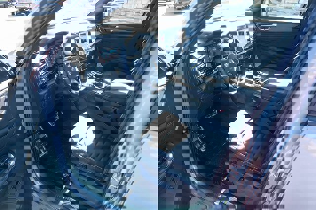 New 2026 Volkswagen Atlas Cross Sport SEL R-Line image 15