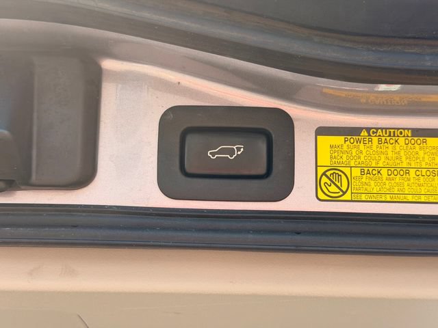 Used 2008 Lexus LX 570 4WD w/ Technology Pkg image 36
