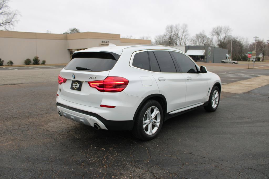 Used 2018 BMW X3 xDrive30i image 9