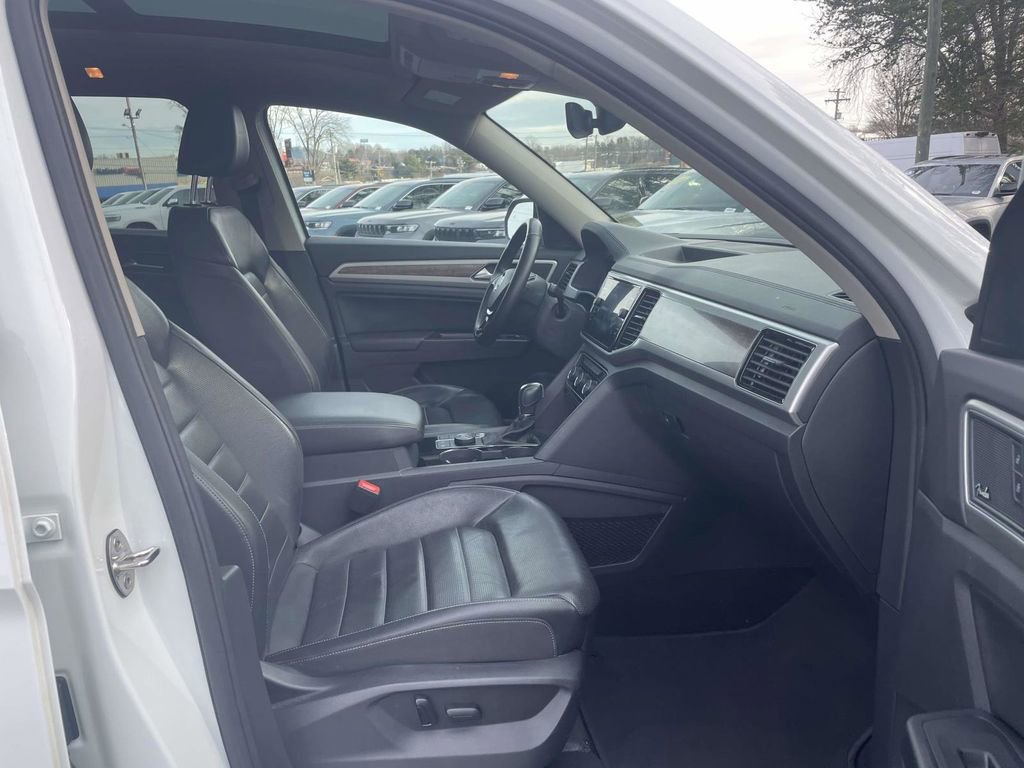 Used 2019 Volkswagen Atlas SEL Premium AWD/4WD image 14
