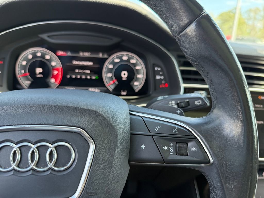 Used 2021 Audi Q7 3.0T Premium Plus w/ Executive Package image 26