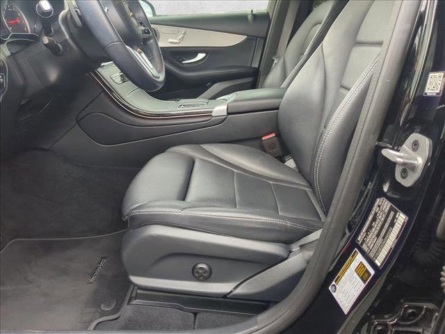 Used 2022 Mercedes-Benz GLC 300 4MATIC Coupe image 16