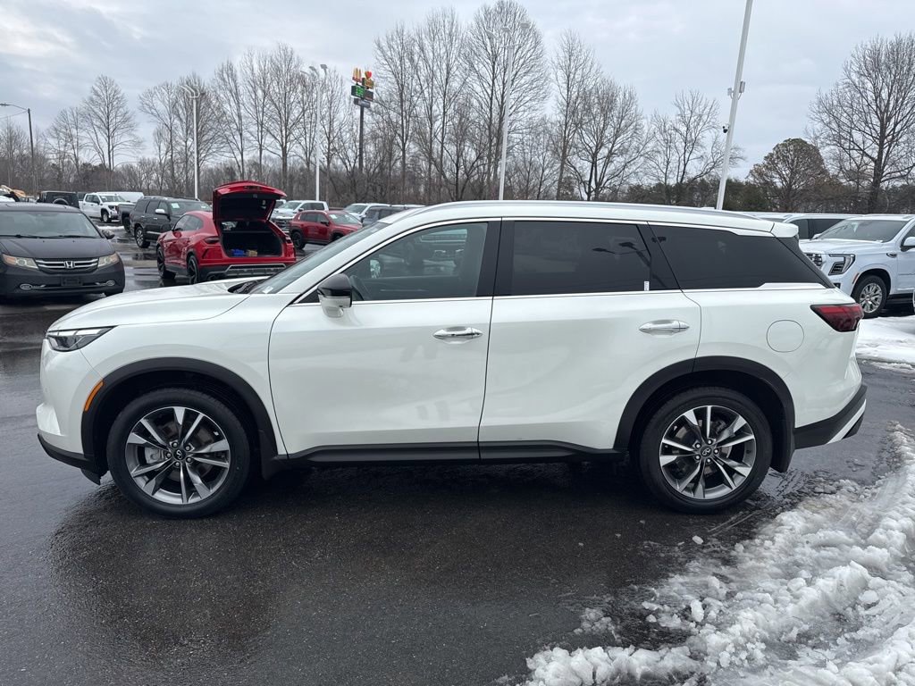 Used 2023 INFINITI QX60 Luxe w/ Cargo Package image 2