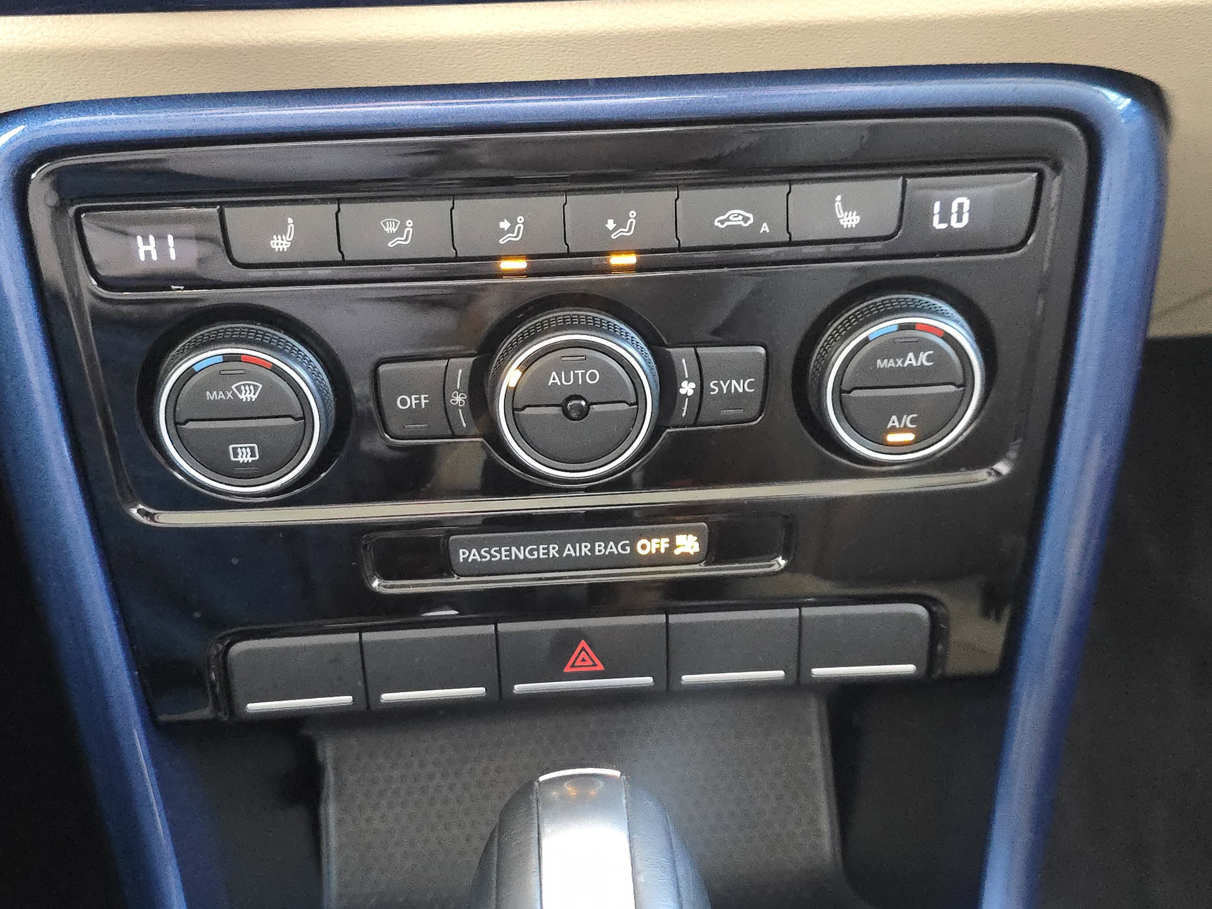 Used 2019 Volkswagen Beetle 2.0T SE image 22