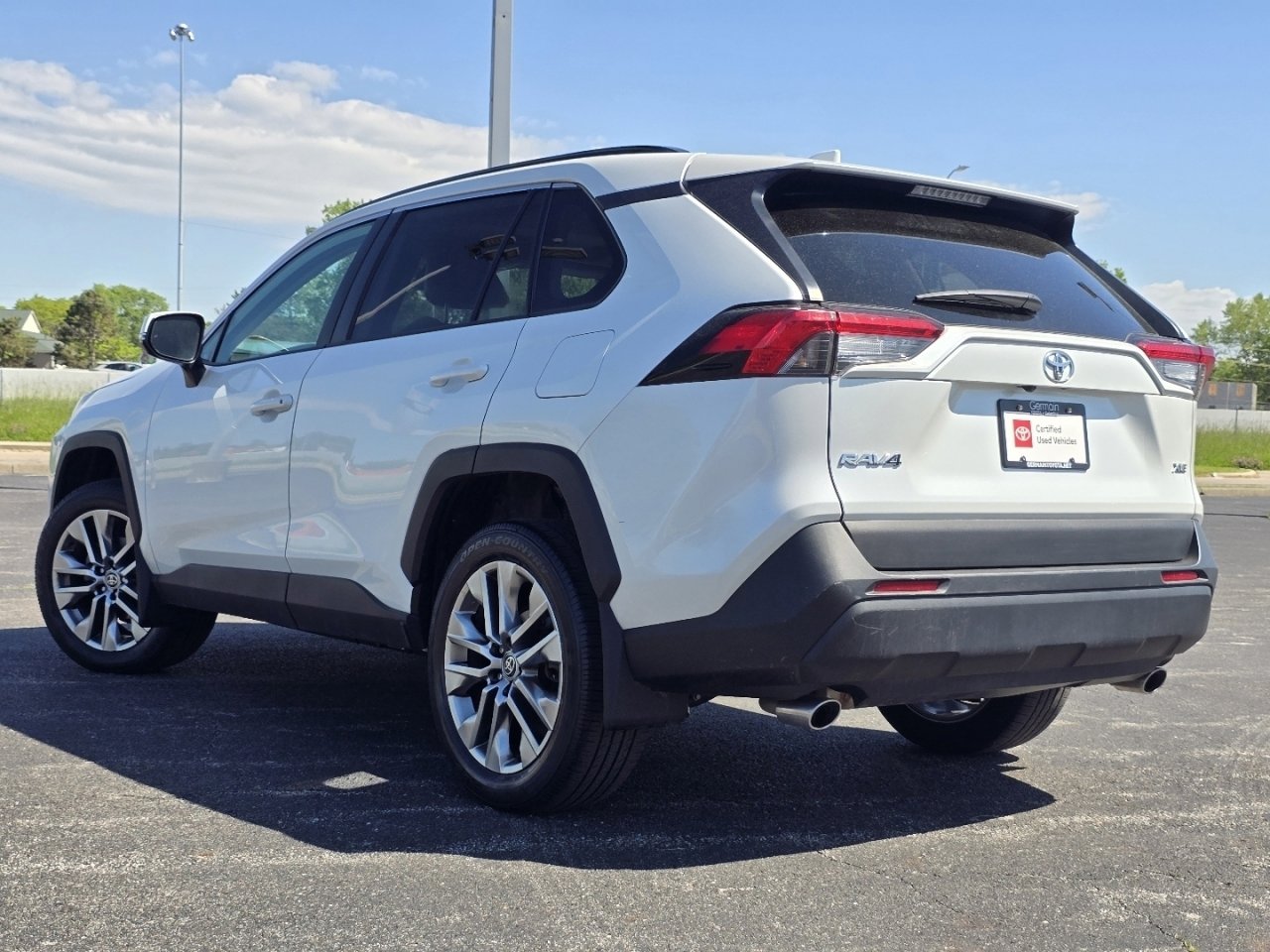 Certified 2023 Toyota RAV4 XLE Premium FWD image 14