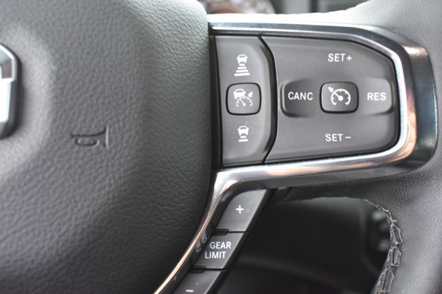 Used 2025 RAM 1500 Laramie image 21