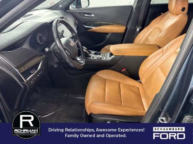Used 2020 Cadillac XT4 Premium Luxury w/ Sun And Sound Package AWD/4WD image 4