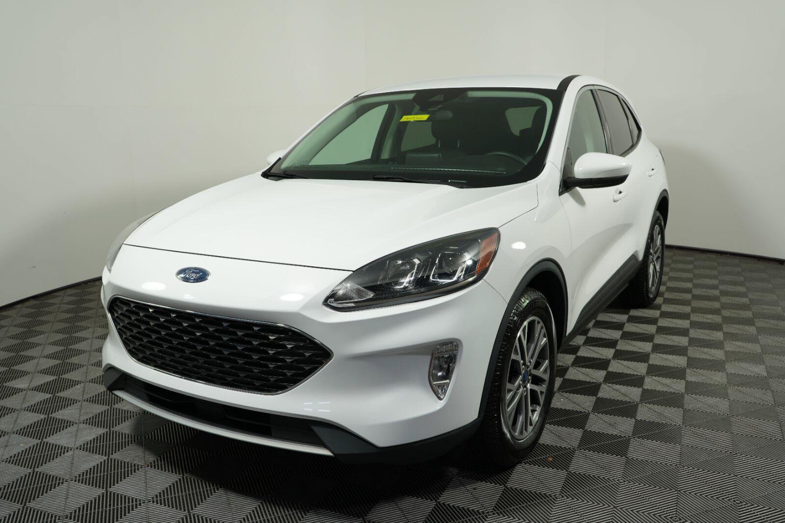 Used 2022 Ford Escape SEL
