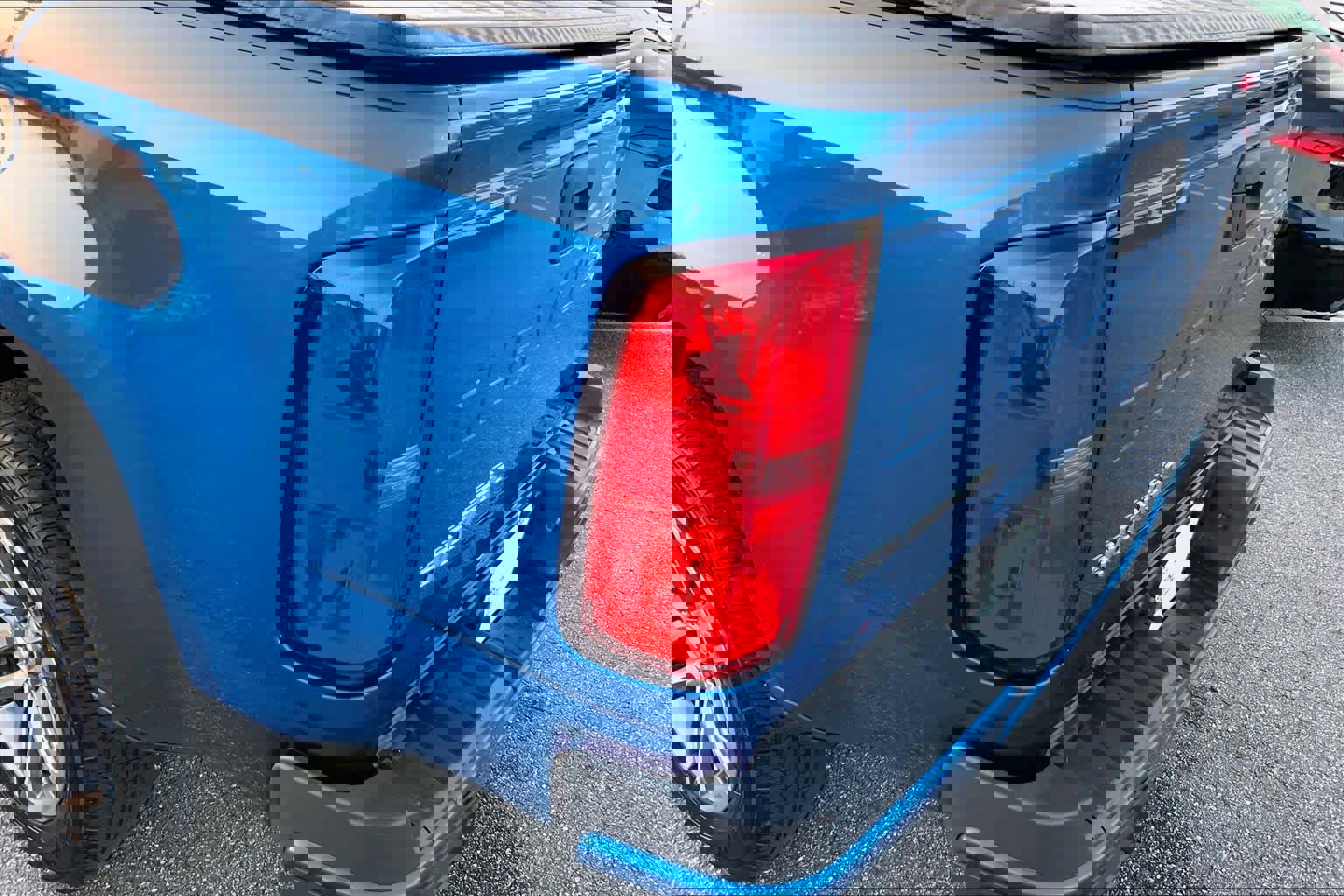 Used 2022 Chevrolet Colorado W/T w/ Custom Special Edition image 26