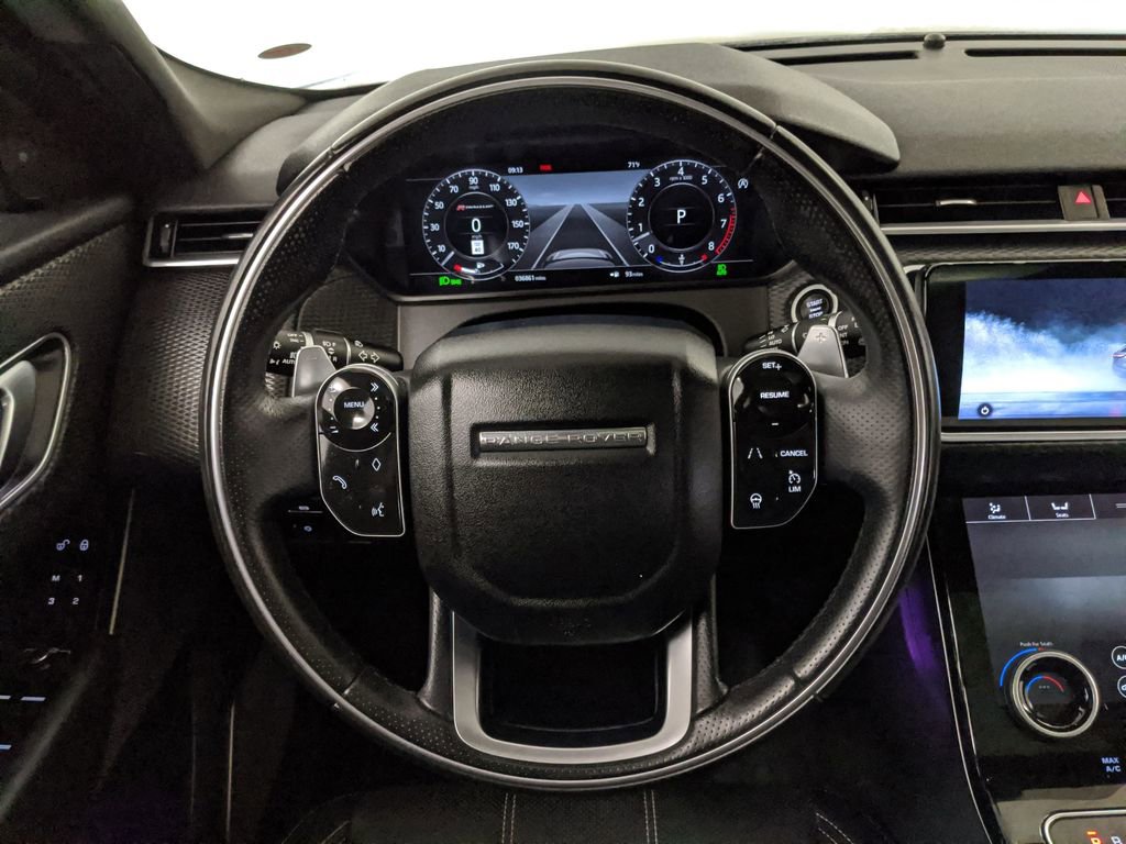 Used 2019 Land Rover Range Rover Velar R-Dynamic SE image 11