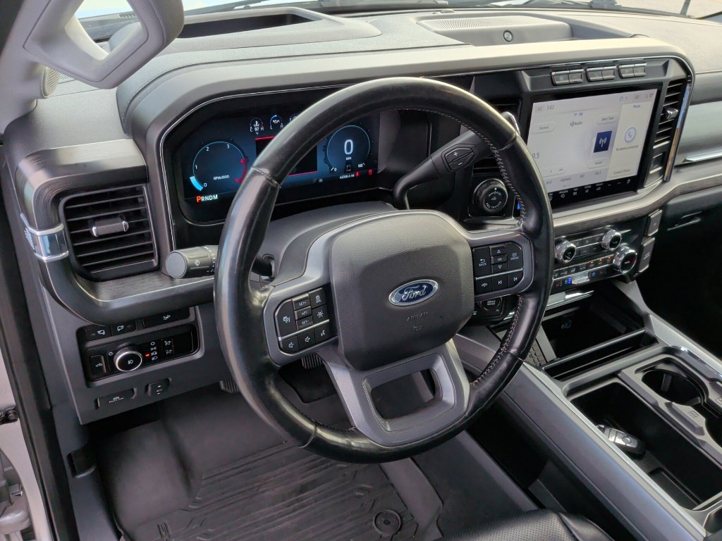 Used 2023 Ford F250 Lariat w/ Lariat Ultimate Package AWD/4WD image 15
