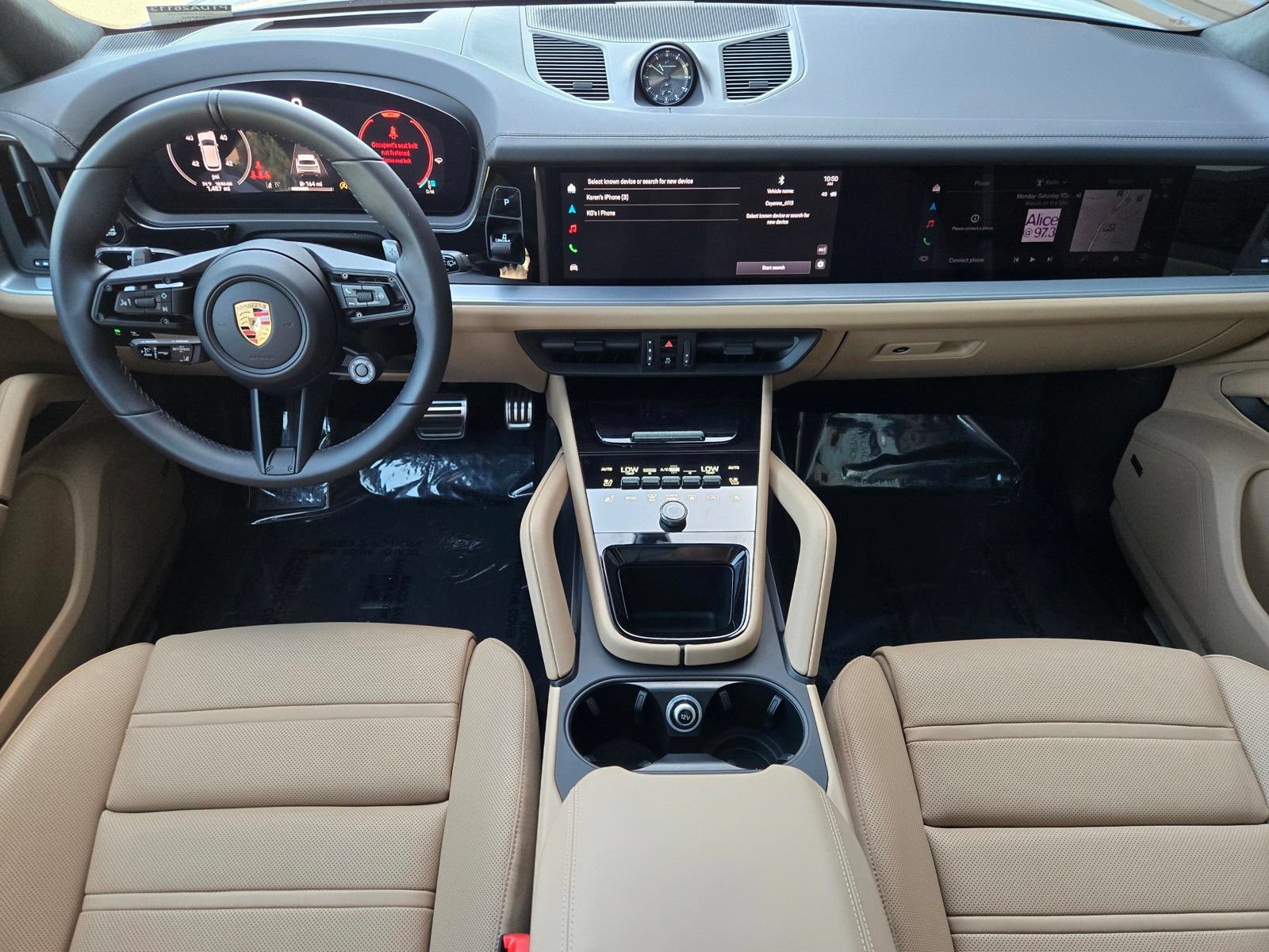 Certified 2026 Porsche Cayenne GTS AWD/4WD image 13