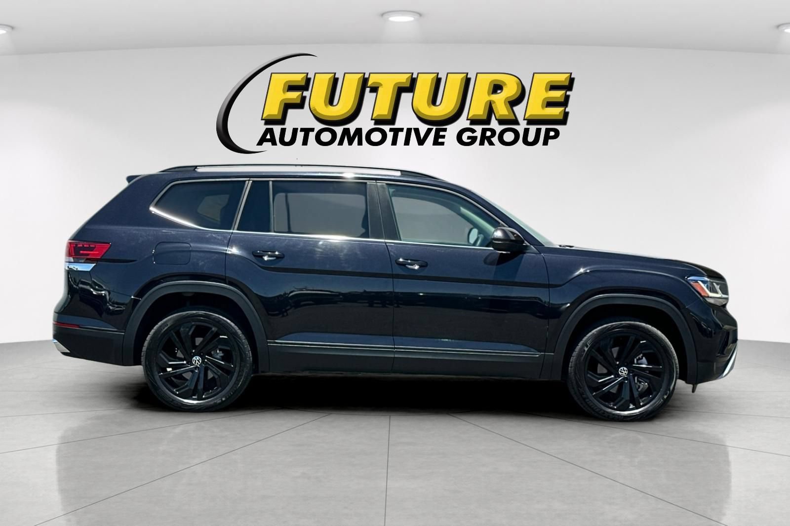 Used 2022 Volkswagen Atlas SE FWD image 3