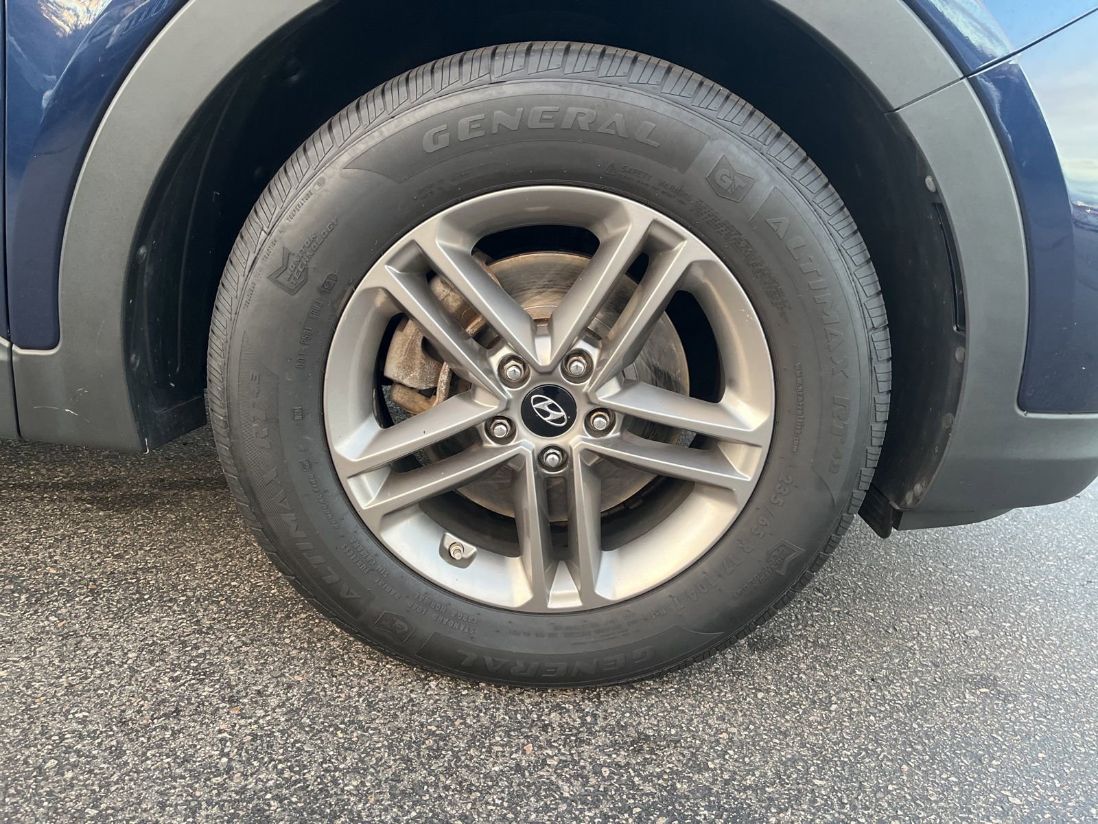 Used 2017 Hyundai Santa Fe Sport image 12