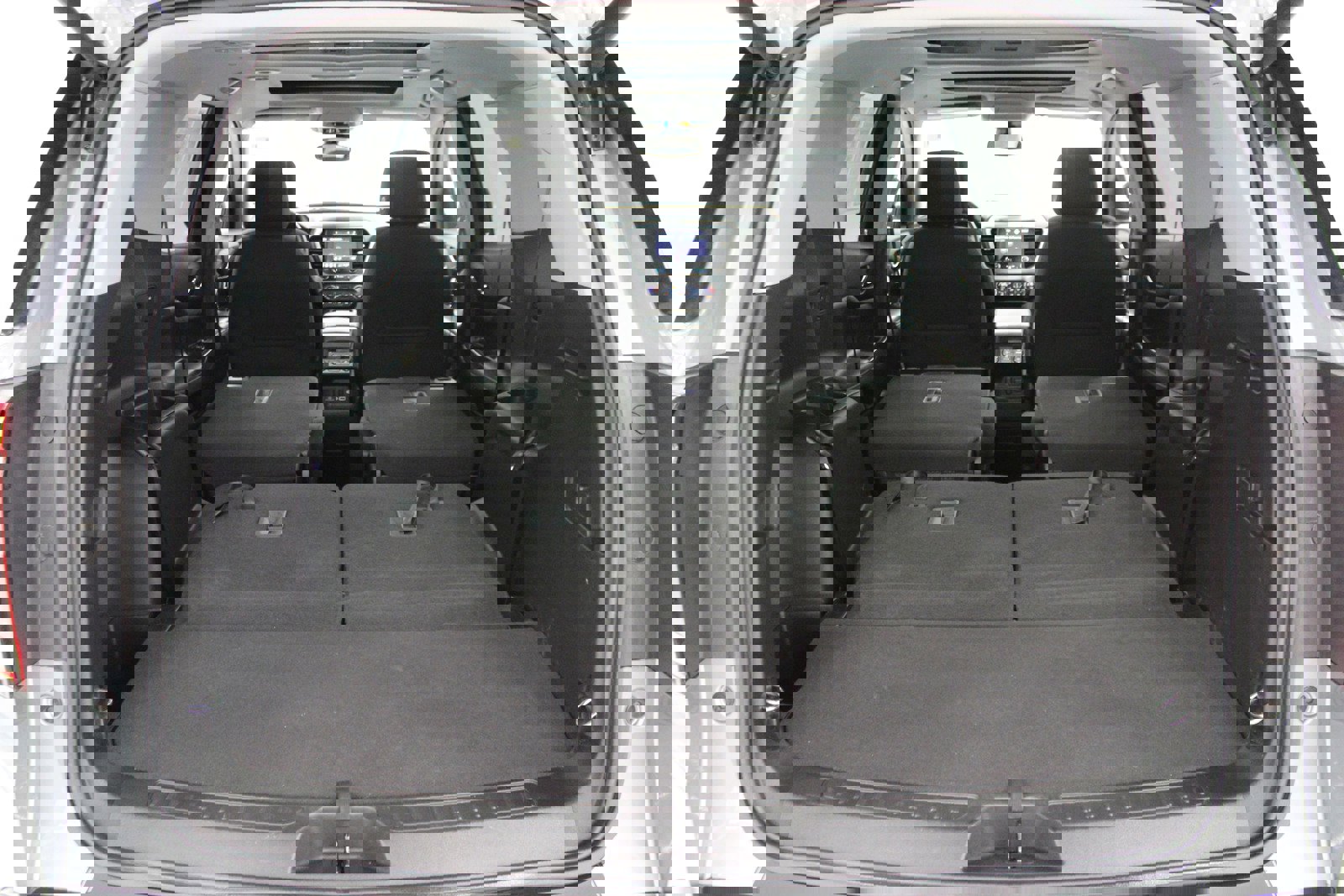 Used 2023 GMC Acadia SLE w/ Driver Convenience Package image 10