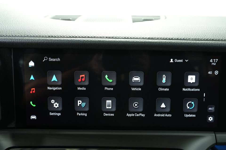 Used 2025 Porsche Panamera 4 AWD/4WD image 18