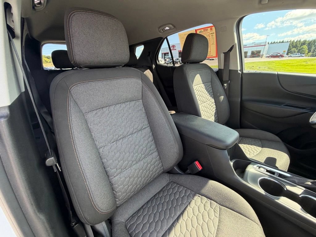 Used 2019 Chevrolet Equinox LT AWD/4WD image 38