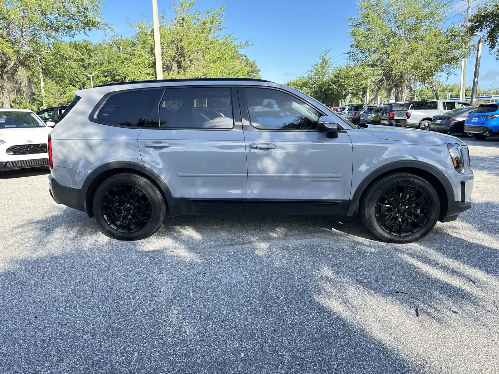 Used 2021 Kia Telluride EX w/ EX Premium Package AWD/4WD image 7