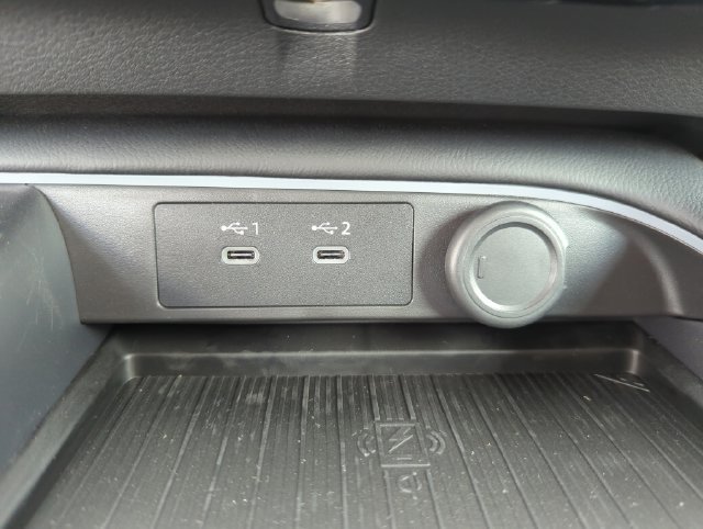 Used 2026 Nissan Sentra SR w/ Floor Mat Package FWD image 55