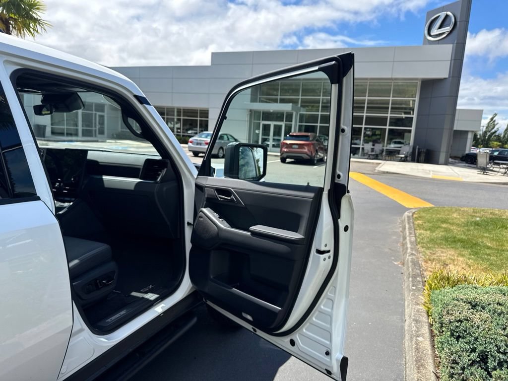 Certified 2024 Lexus GX 550 AWD/4WD image 18