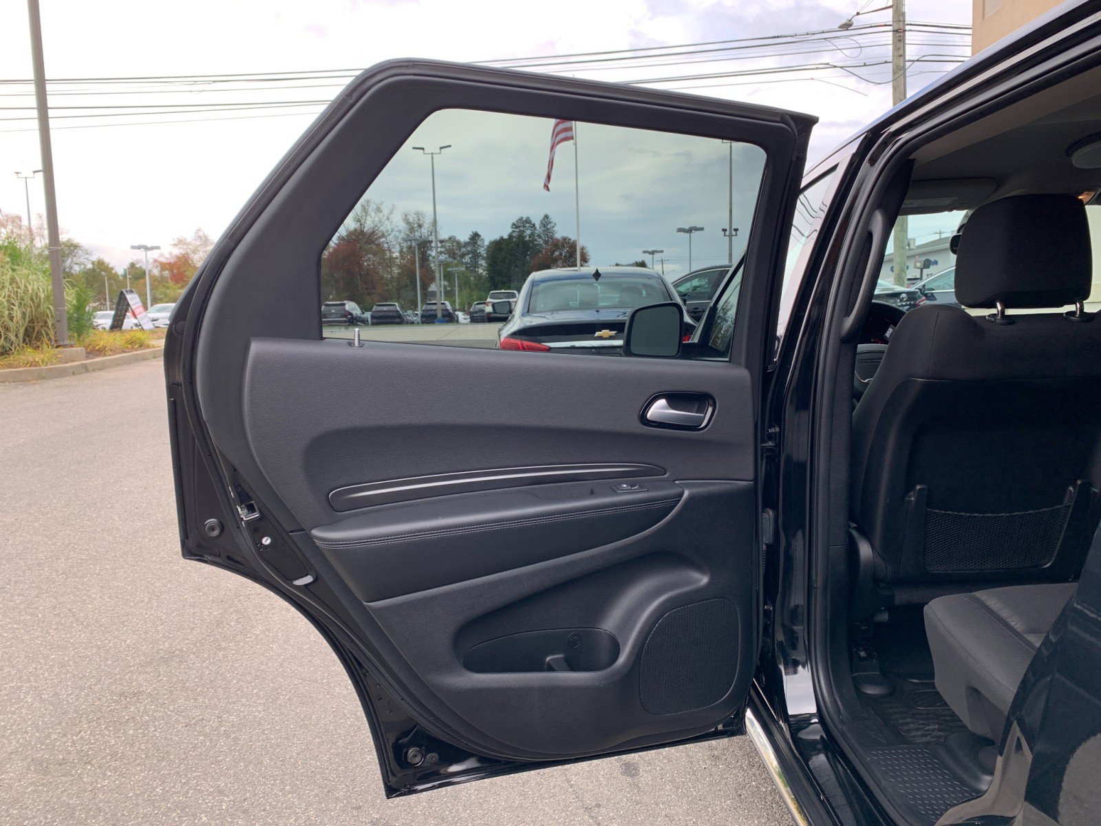 Used 2022 Dodge Durango AWD image 23