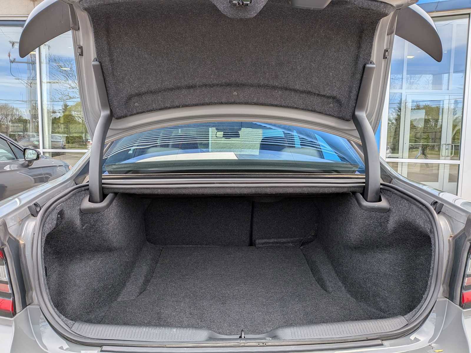 Used 2019 Dodge Charger Scat Pack w/ Dynamics Package RWD image 30