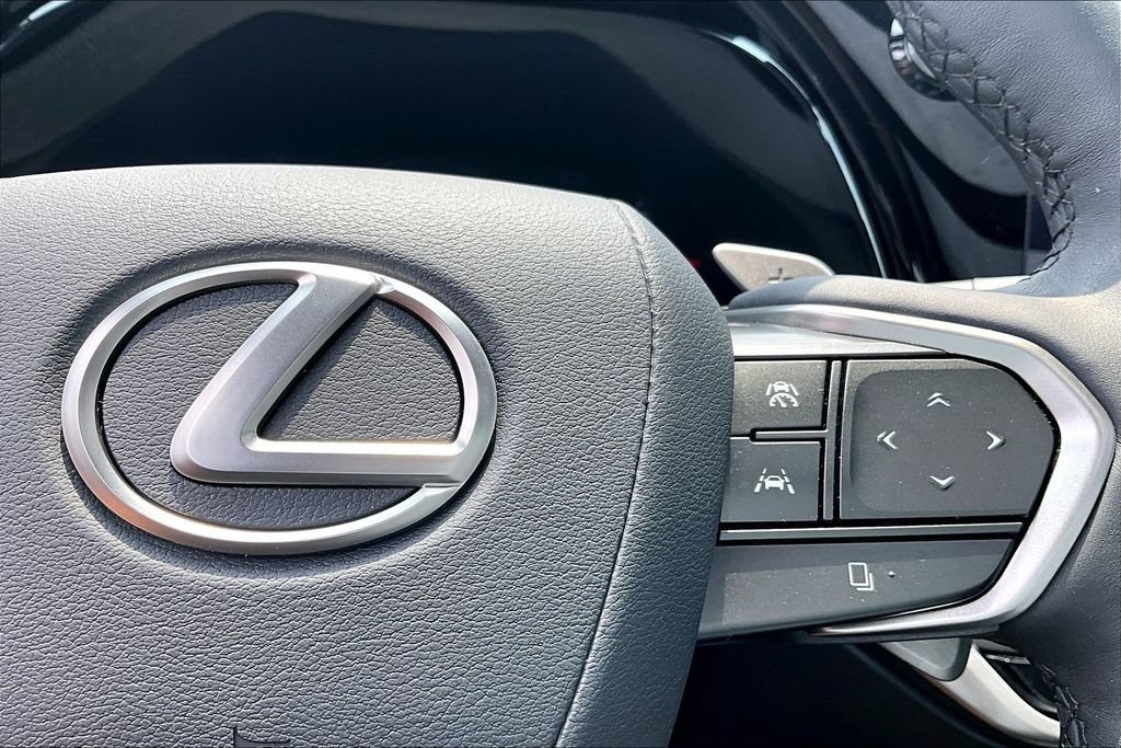 Used 2023 Lexus RX 350 w/ Accessory Package (2T) AWD/4WD image 26