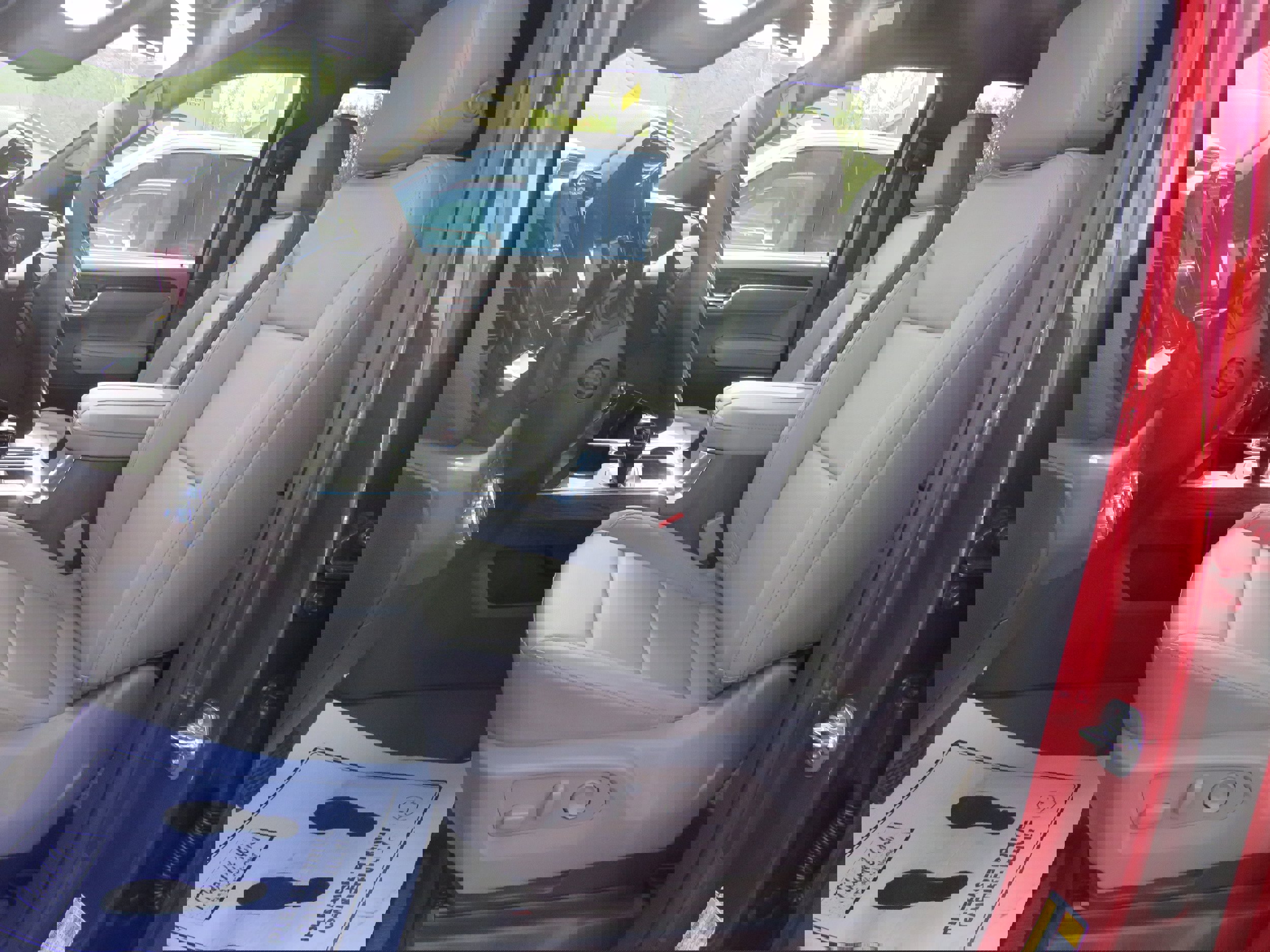 New 2026 GMC Sierra 1500 SLT w/ SLT Premium Plus Package image 9