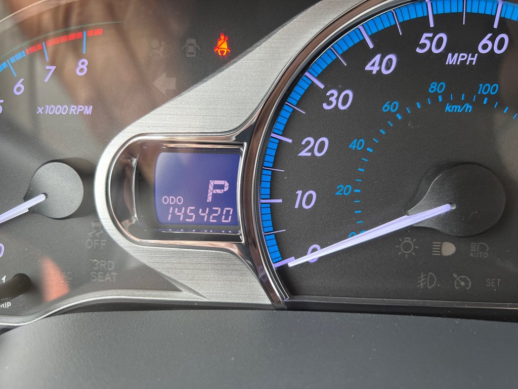 Used 2013 Toyota Sienna XLE FWD image 27