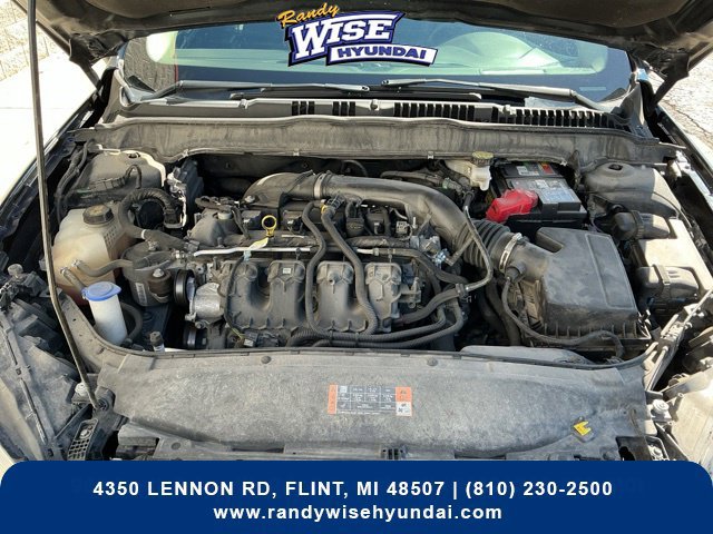 Used 2020 Ford Fusion SE AWD/4WD image 27