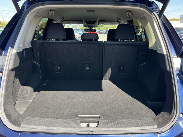 Used 2025 Nissan Rogue SV AWD/4WD image 20