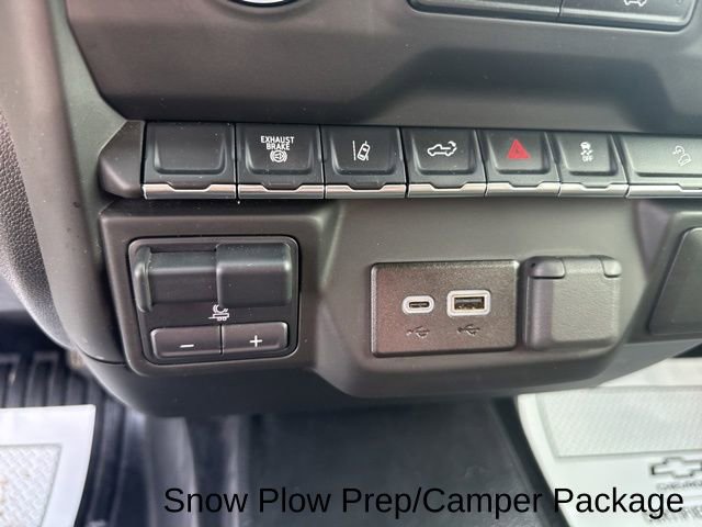 Used 2025 Chevrolet Silverado 3500 W/T image 25