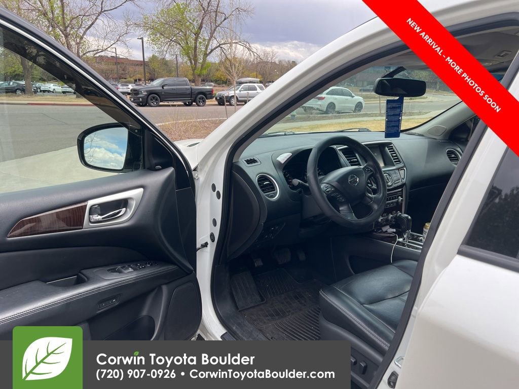 Used 2015 Nissan Pathfinder SL w/ SL Premium Package image 9