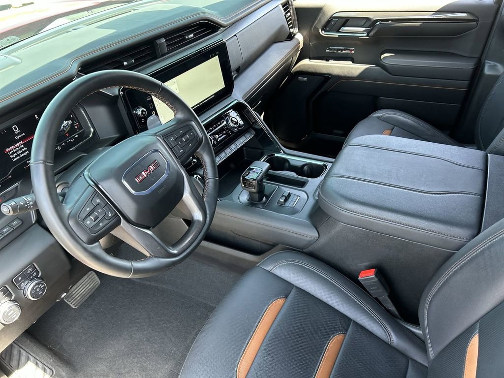Used 2024 GMC Sierra 1500 AT4 w/ Technology Package image 10
