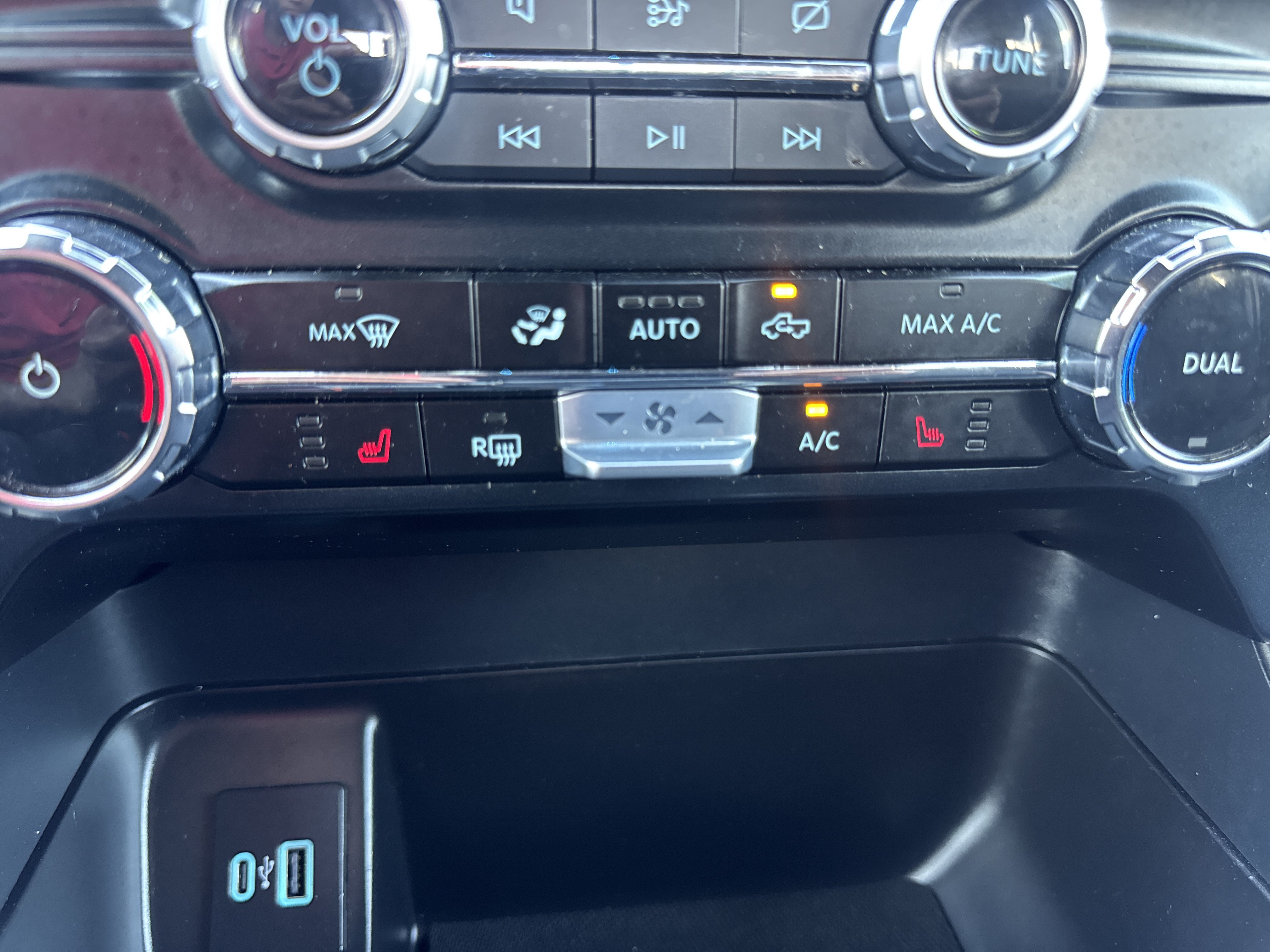 Used 2024 Ford F150 XLT w/ Equipment Group 302A MID AWD/4WD image 28