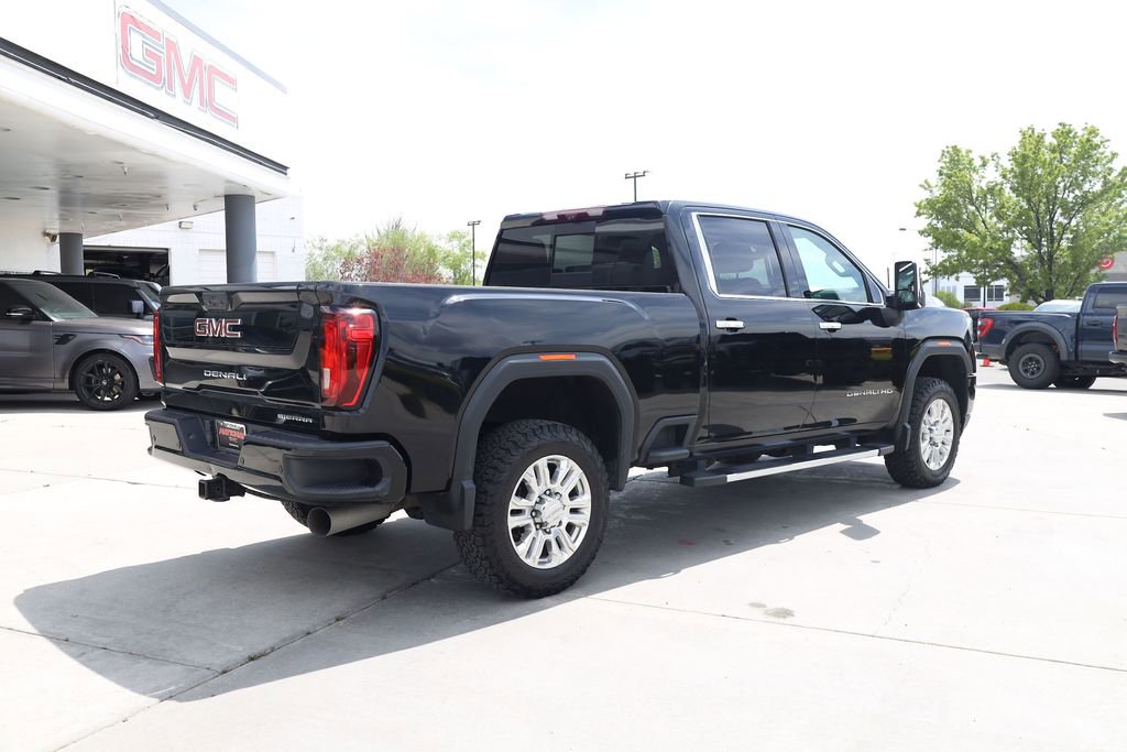 Used 2022 GMC Sierra 3500 Denali w/ Denali Ultimate Package AWD/4WD image 6
