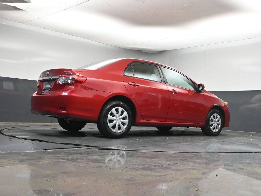Used 2011 Toyota Corolla LE FWD image 25
