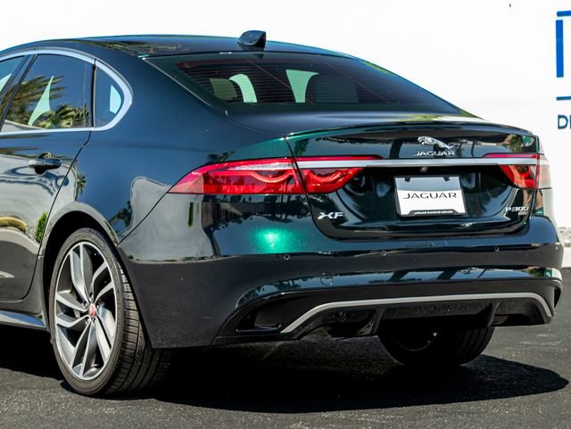 Used 2021 Jaguar XF R-Dynamic SE AWD/4WD image 10