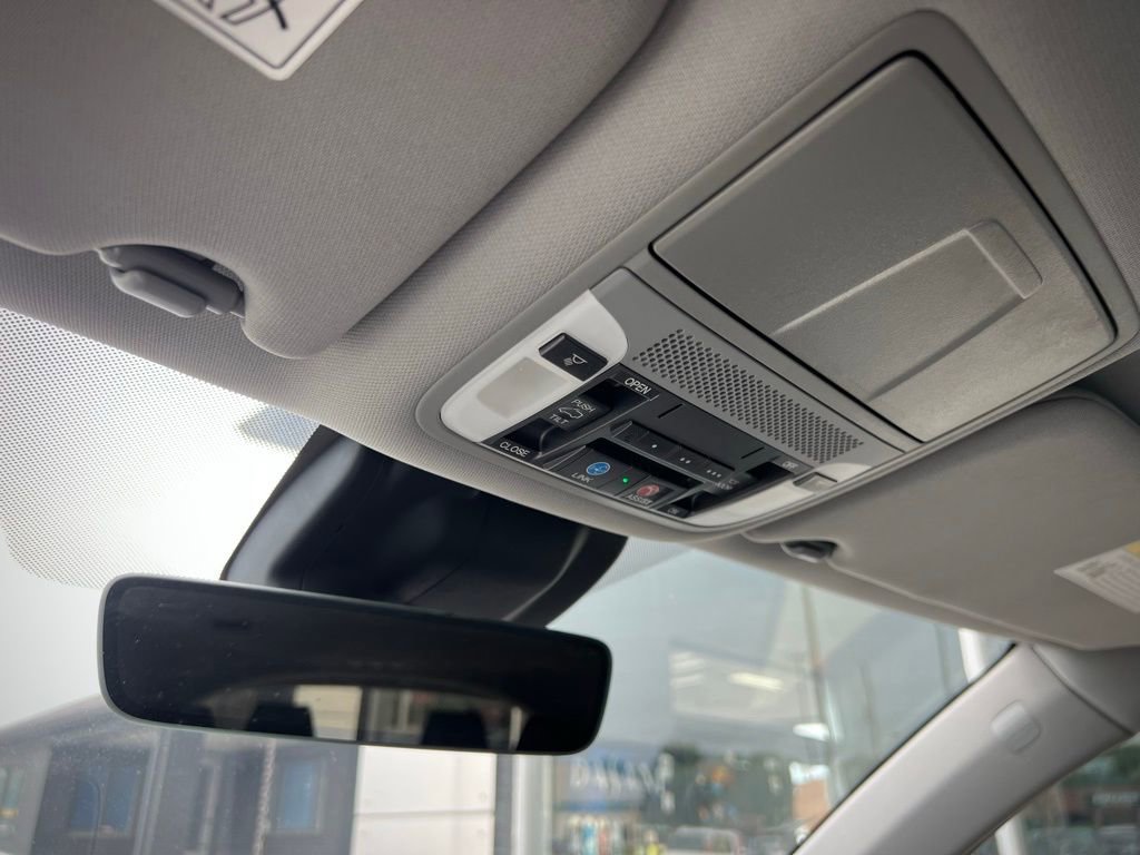 Used 2018 Acura MDX SH-AWD w/ Technology Package image 28