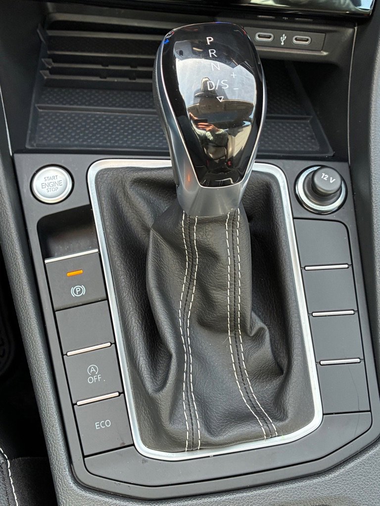 Used 2025 Volkswagen Jetta SE w/ Sunroof Package image 30